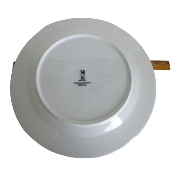 2 Merry Brite Merry Christmas Dinner Plates Gift & Tree Designs Holiday Dining - Picture 4 of 5